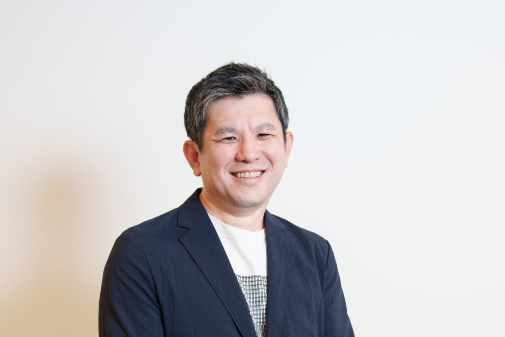 アースケア代表 井上龍弥